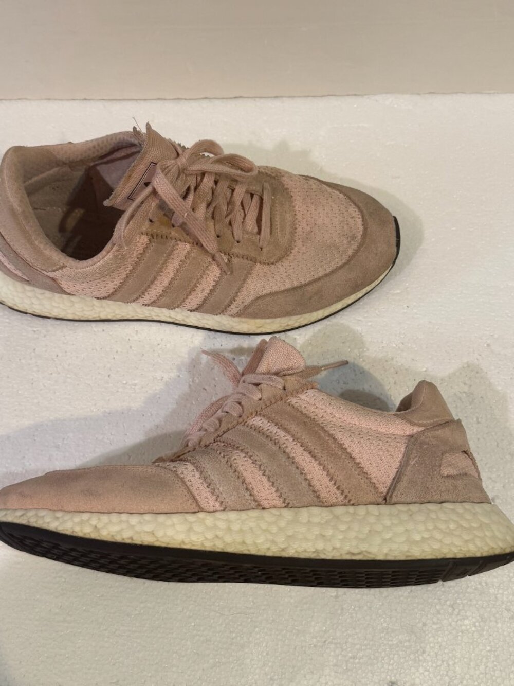adidas I-5923 Icey Pink Men's Size 10.5 Low Top Lace-Up Sneakers D96609   Solid
